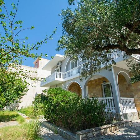 Mare Dentro Kalamaki Beachroad Apts By "Elite" Exterior foto